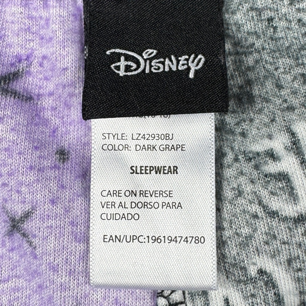 Woman’s Disney Hocus Pocus Fleece Jogger Pajama Pants - Picture 3 of 5
